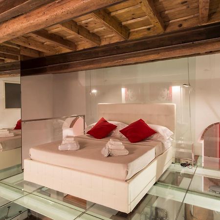 Bnbutler - Cerva - Raffinato Ed Elegante - Posizione Centralissima Milano Dış mekan fotoğraf